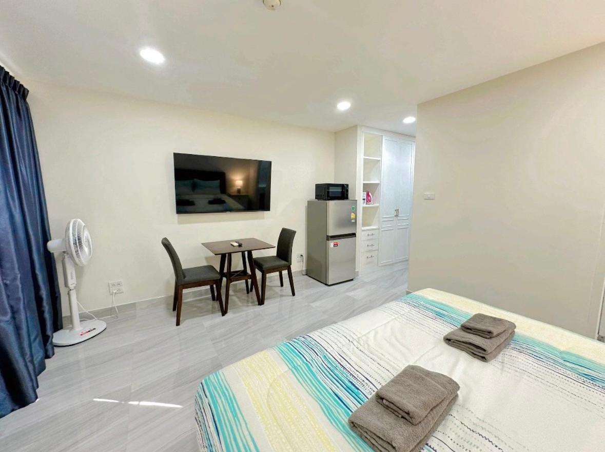 Studio Apartment Diana Estate Condominium Pattaya Buitenkant foto