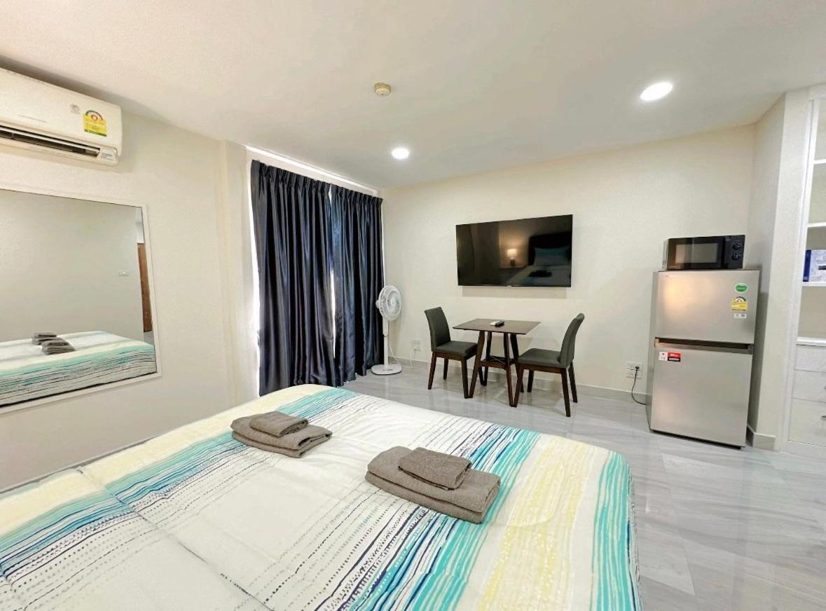 Studio Apartment Diana Estate Condominium Pattaya Buitenkant foto