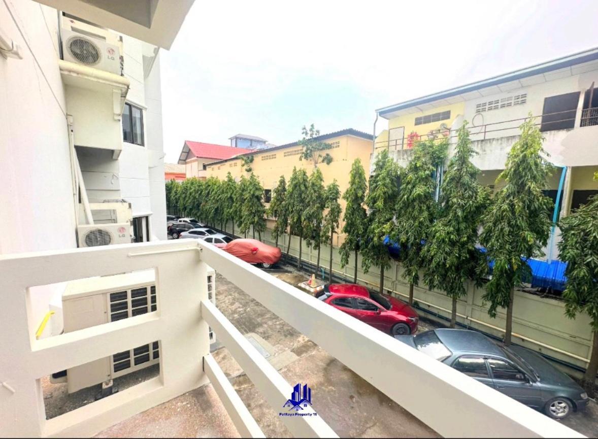 Studio Apartment Diana Estate Condominium Pattaya Buitenkant foto